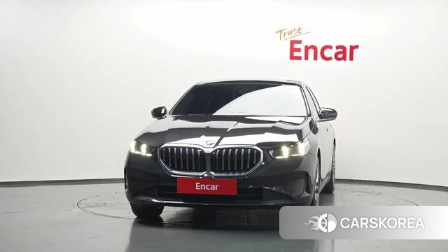 BMW 5 Series (G60) id 4408180 из Кореи 23