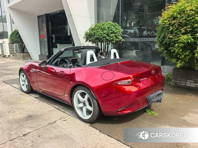 Mazda MX-5 2023 Красный из Китая, фото 3