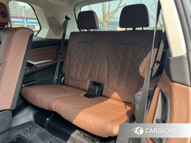 BMW X7 id 4275691 из Китая 9