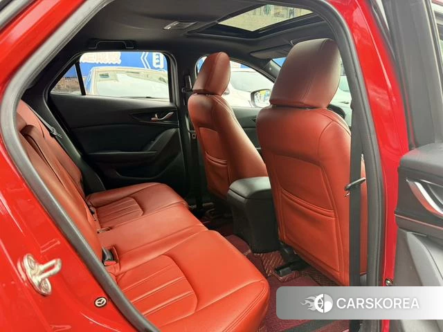 Mazda CX-4 2021 Красный из Китая, фото 4