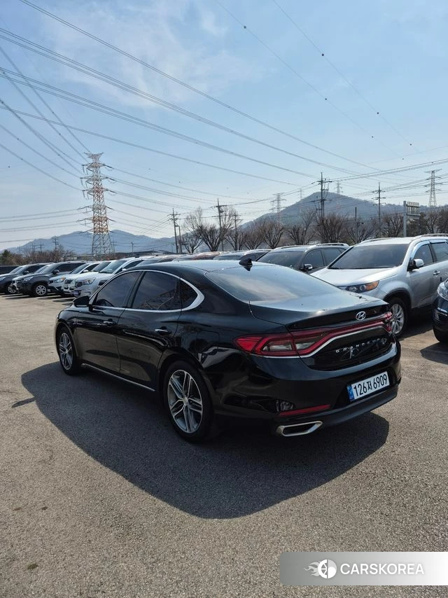 Hyundai Grandeur IG id 3829081 из Кореи 10