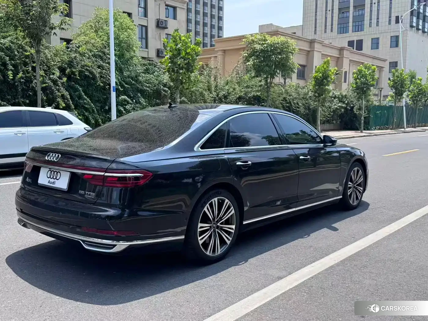 Audi A8 2021 Черный из Китая, фото 3