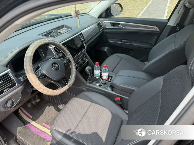 Volkswagen Tourang id 4219790 из Китая 10
