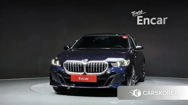 BMW 5 Series (G60) id 3052707 из Кореи 13