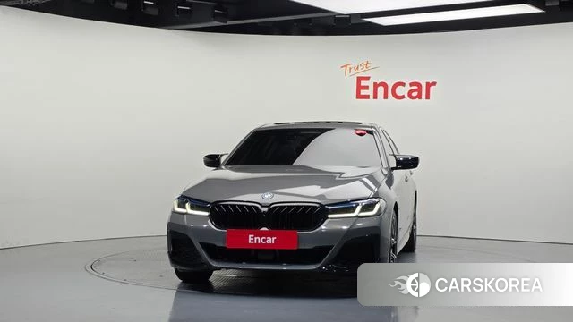 BMW 5 Series (G30) id 4774920 из Кореи 23