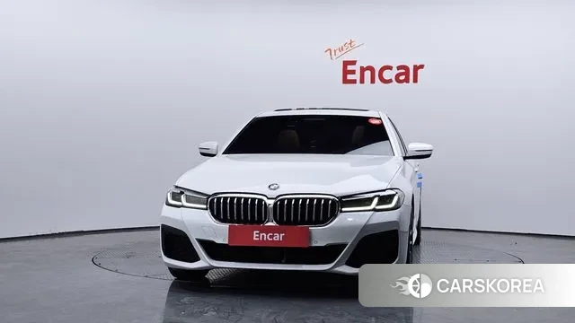 BMW 5 Series (G30) id 3504484 из Кореи 13