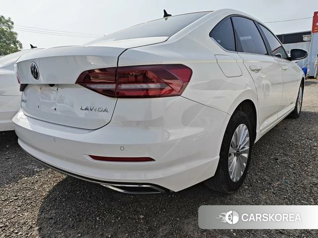 Volkswagen Lavida 2021 Белый из Китая, фото 3