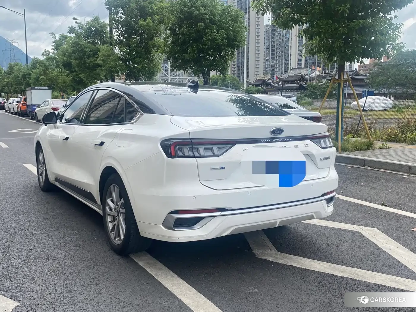 Ford Mondeo 2022 Белый из Китая, фото 6