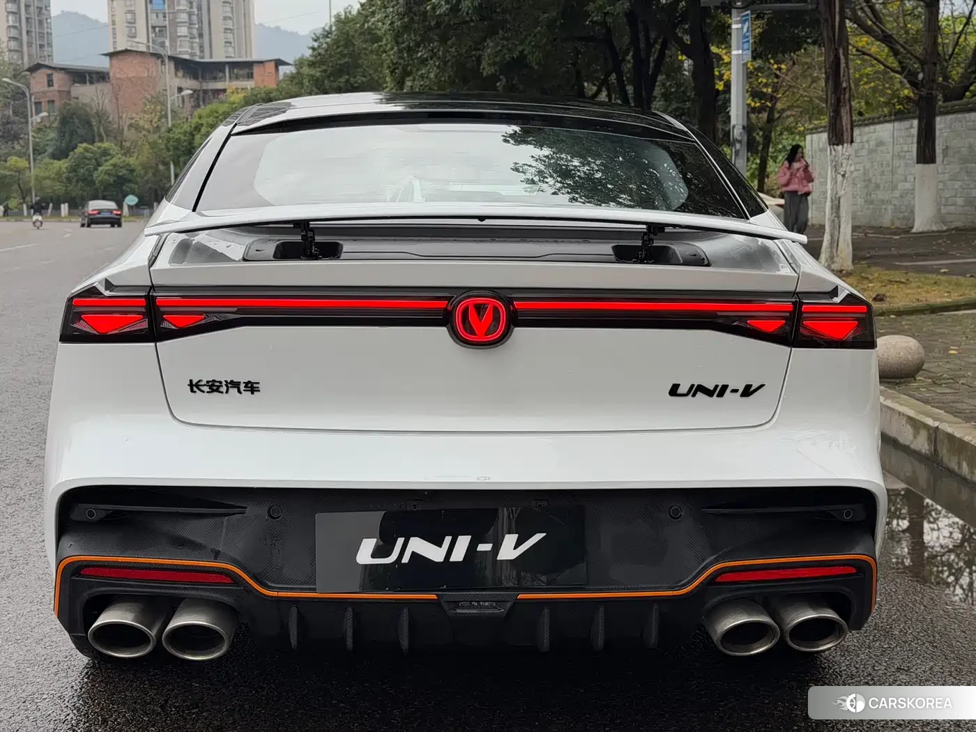 Chang'an Changan UNI-V 2025 Белый из Китая, фото 3