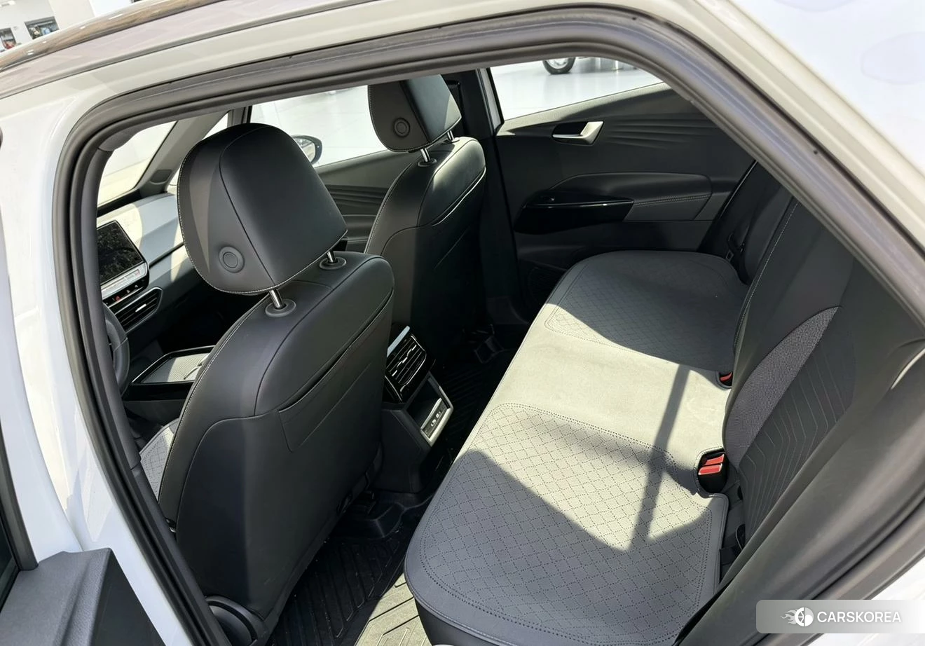 Volkswagen ID.3 2022 Белый из Китая, фото 3