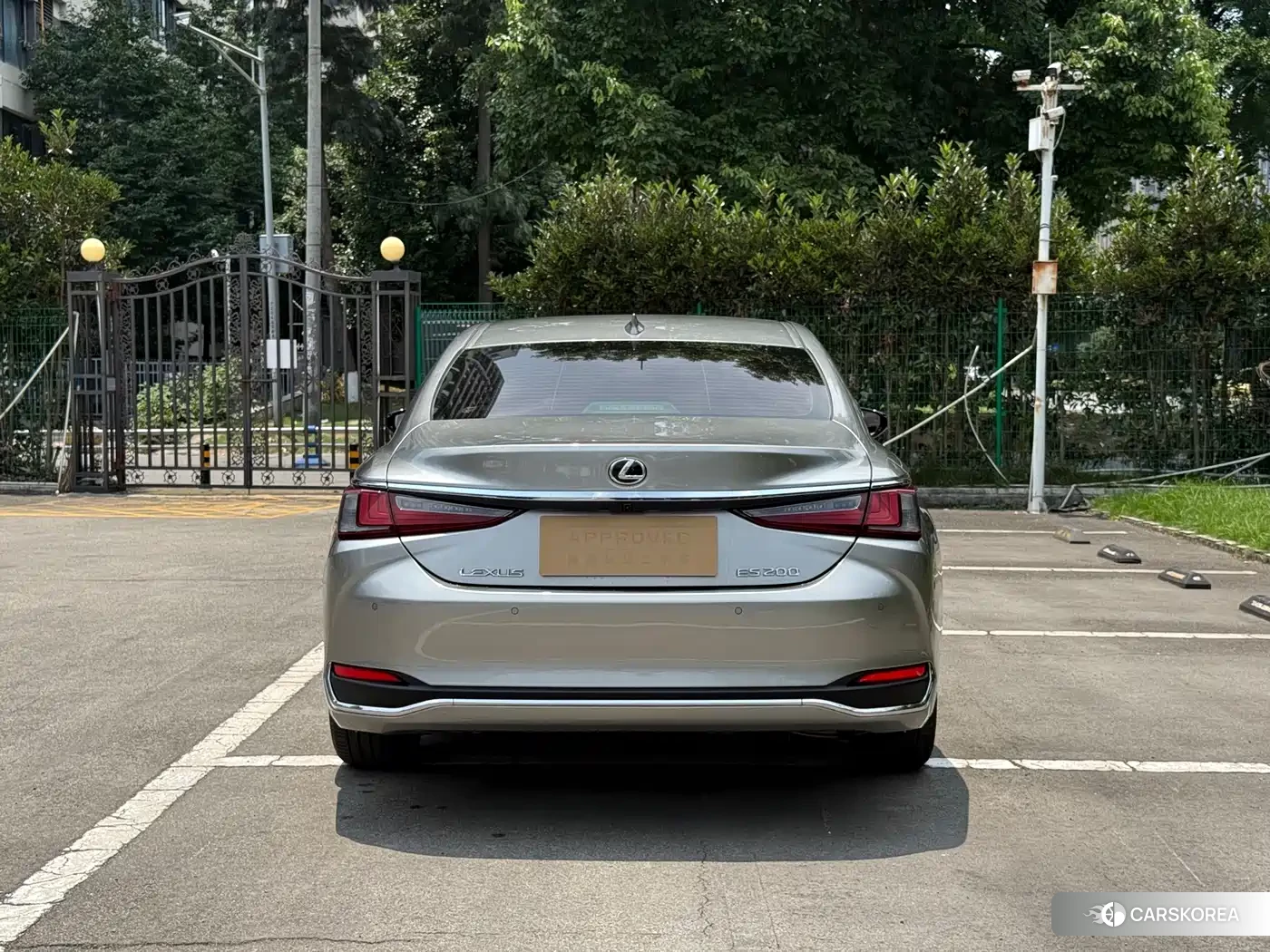 Lexus ES 2024 Champagne/brown из Китая, фото 3