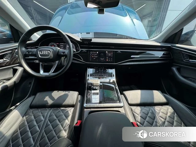 Audi Q8 2021 Синий из Китая, фото 5