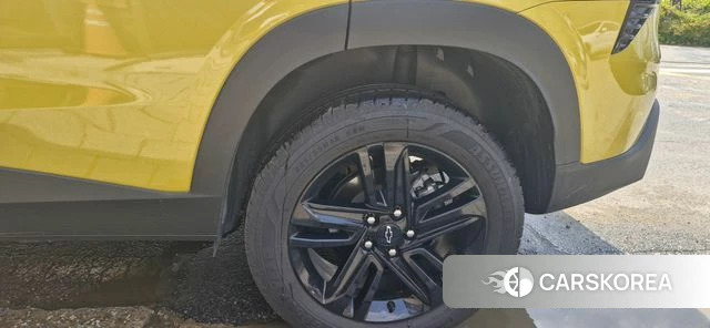 Chevrolet (GM Daewoo) Trax Crossover 2025 Желтый из Кореи, фото 3