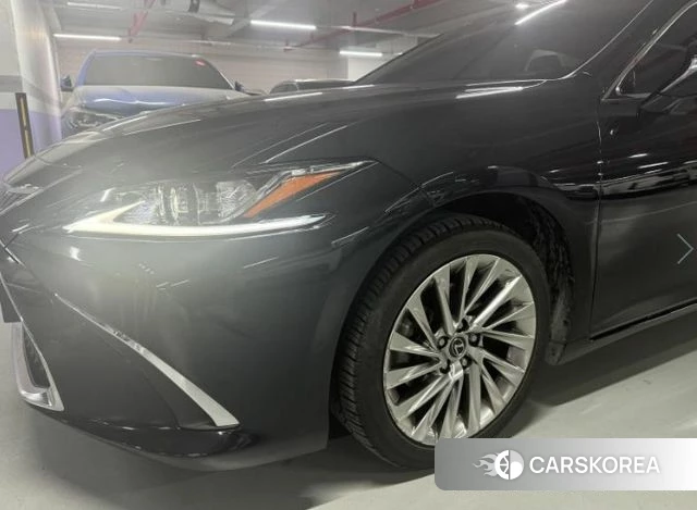 Lexus ES300h 7th generation 2021 Черный из Кореи, фото 5