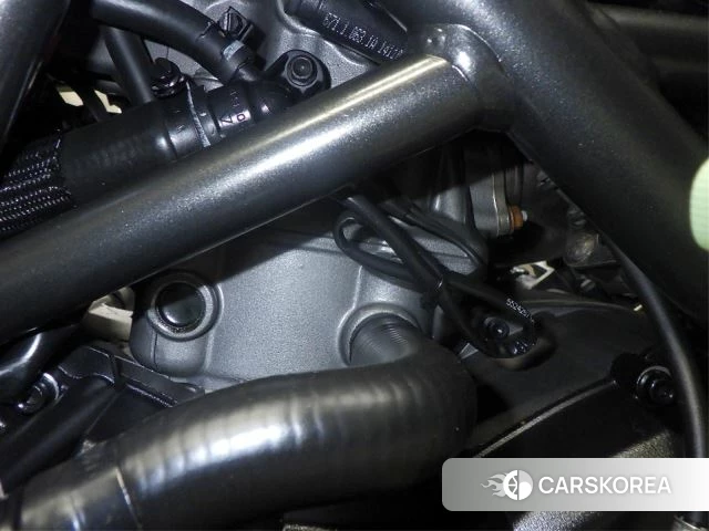 Engine photo