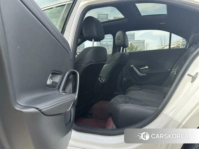 Mercedes-Benz Class A 2021 Белый из Китая, фото 5