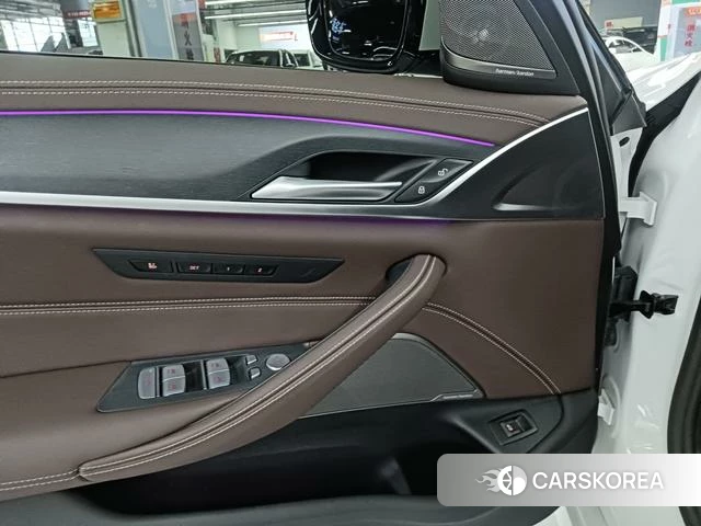 BMW 5 series id 4359323 из Китая 11