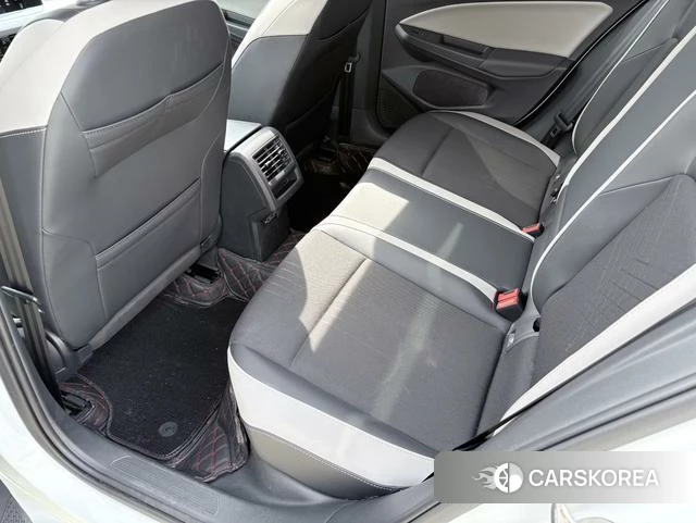Volkswagen Golf id 4276490 из Китая 12