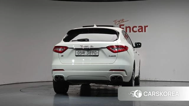Maserati Levante id 4677857 из Кореи 23