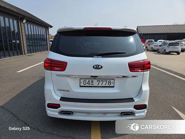 Kia The New Carnival id 3779210 из Кореи 13