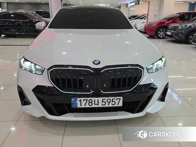 BMW 5 Series (G60) id 4511066 из Кореи 12