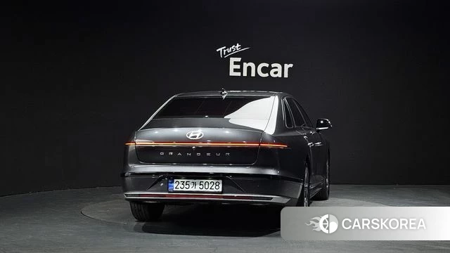 Hyundai Grandeur Hybrid (GN7) id 4222609 из Кореи 23