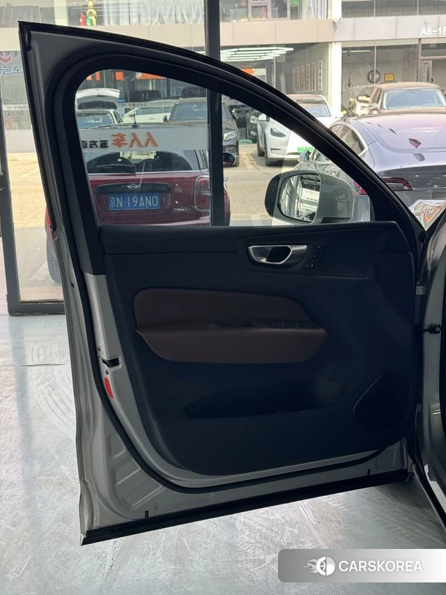 Volvo XC60 id 3913657 из Китая 12