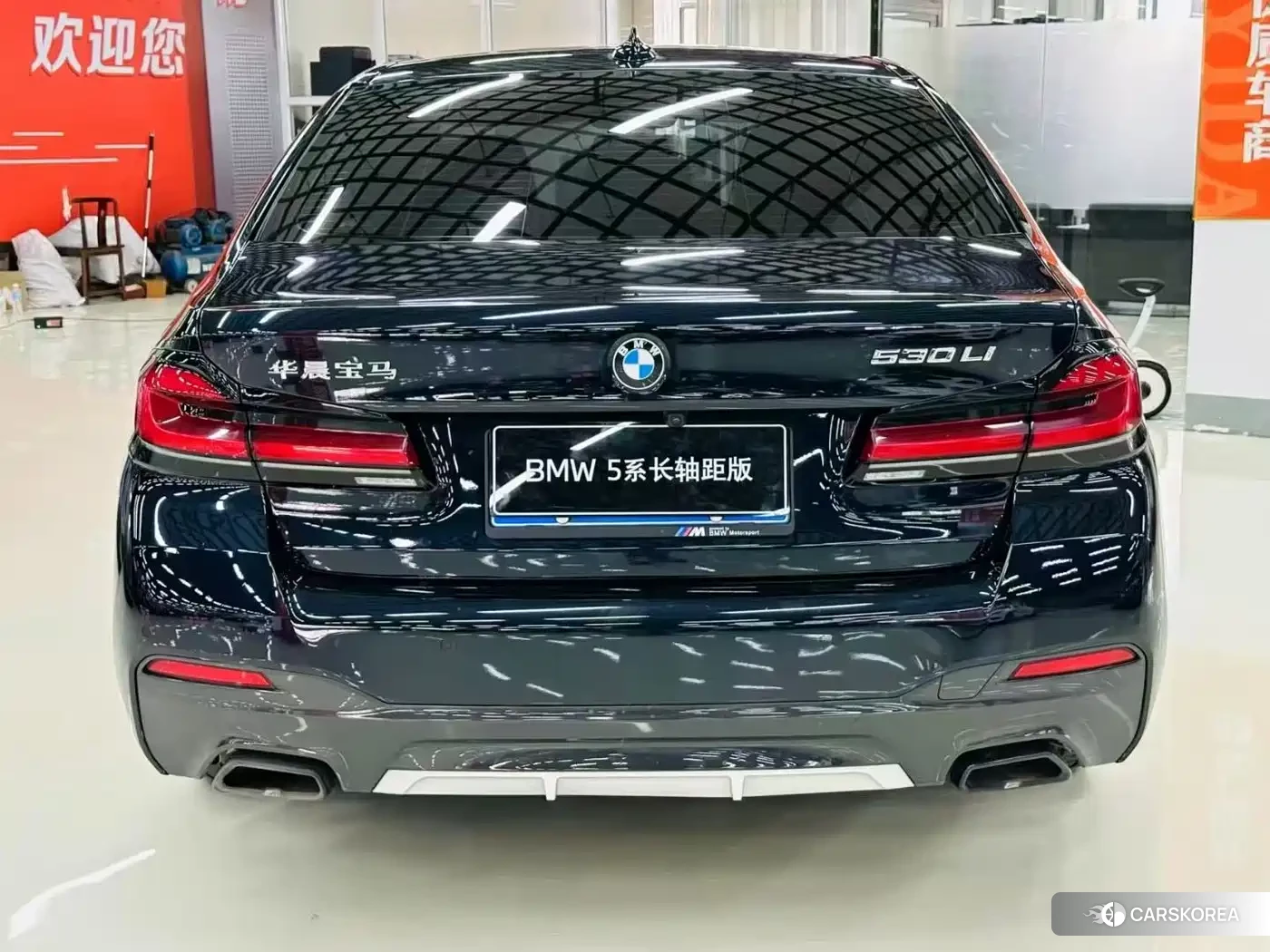 BMW 5 series 2023 Черный из Китая, фото 3