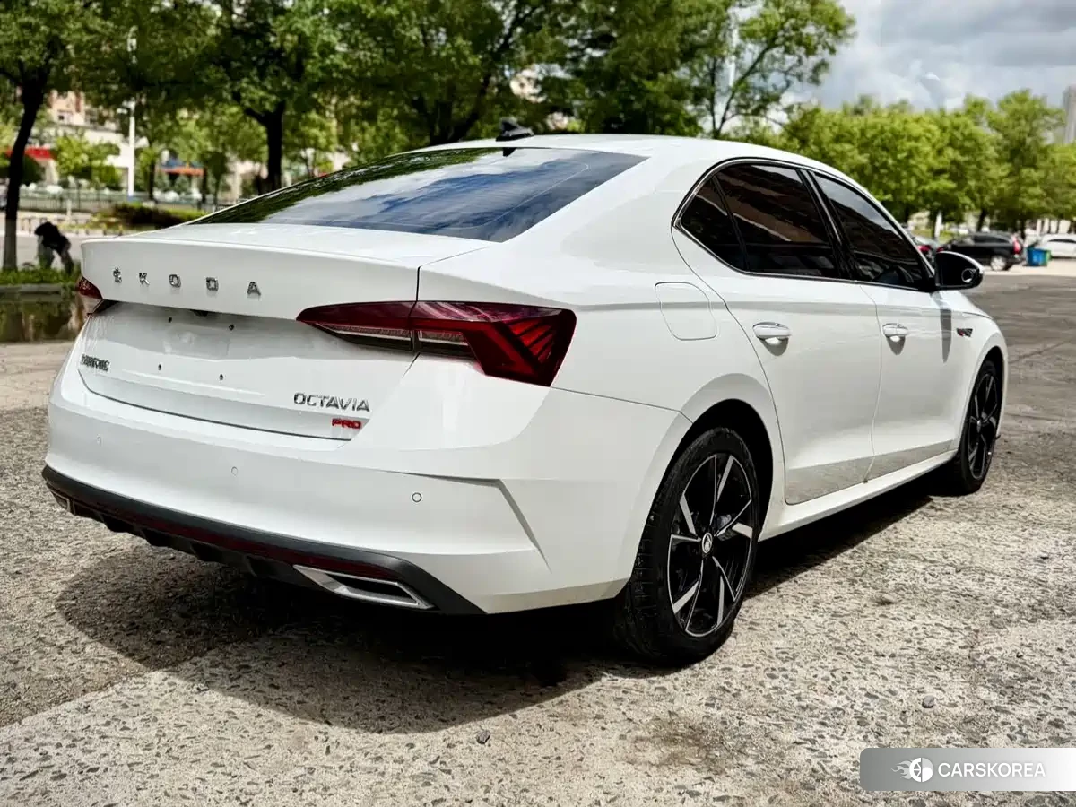 Skoda Octavia id 4538739 из Китая 17
