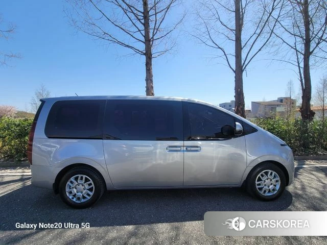 Hyundai Staria id 4262757 из Кореи 13
