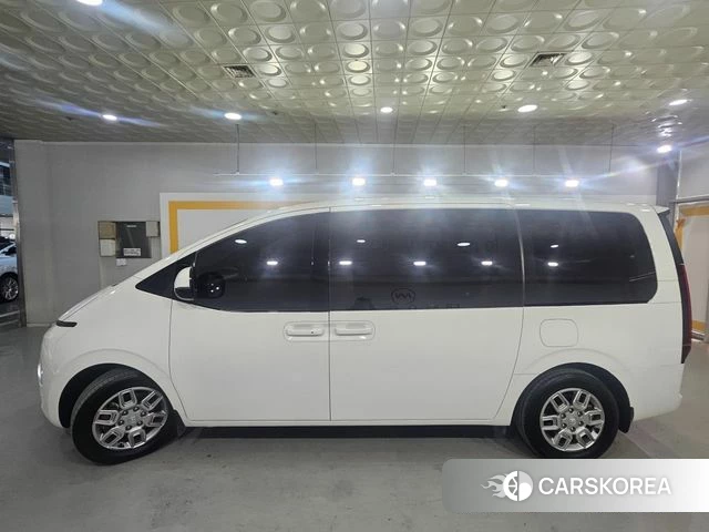 Hyundai Staria id 4202516 из Кореи 13