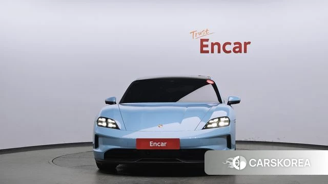 Porsche Taycan id 4185684 из Кореи 13