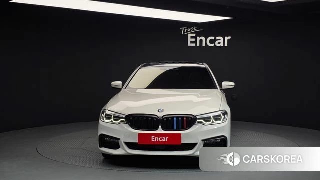 BMW 5 Series (G30) id 3861739 из Кореи 13