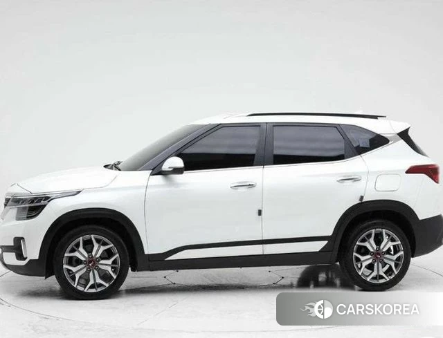 Kia Seltos id 4446779 из Кореи 12
