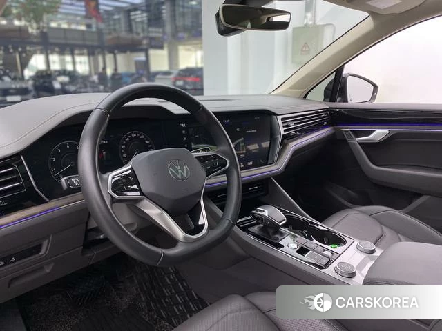 Volkswagen Touareg id 3869755 из Китая 23