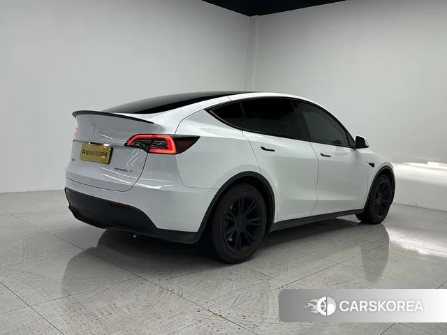 Tesla Model Y id 4239145 из Китая 13