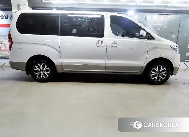 Hyundai The New Grand Starex id 3484876 из Кореи 12