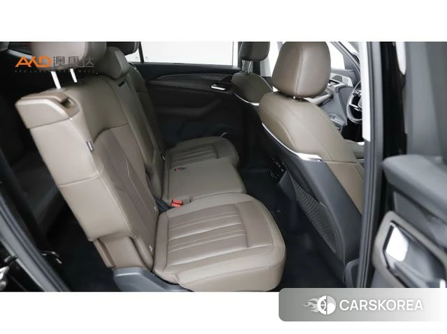 Audi Q6 2024 Черный из Китая, фото 2