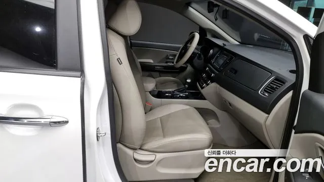 Kia The New Carnival id 2688944 из Кореи 13