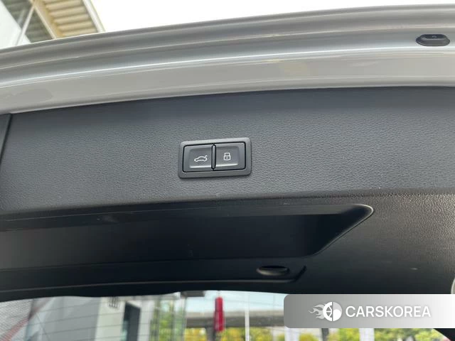 Audi Q2L id 4259405 из Китая 15