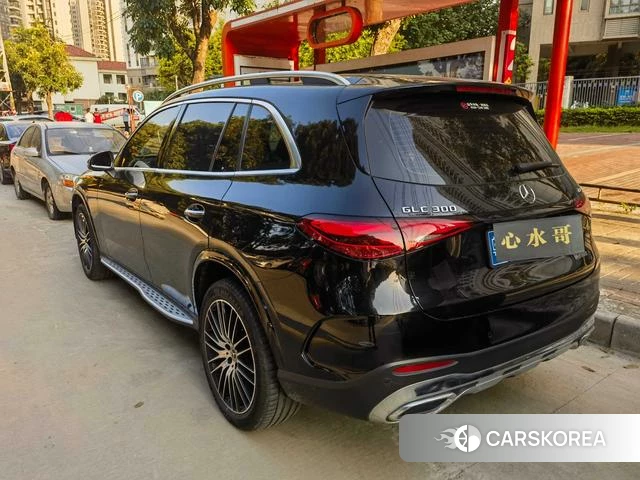 Mercedes-Benz GLC 2024 Черный из Китая, фото 3
