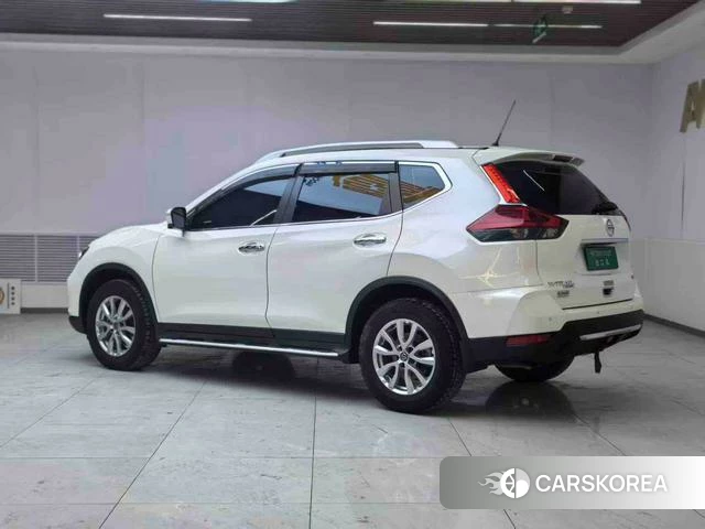Nissan Qijun id 3907898 из Китая 17