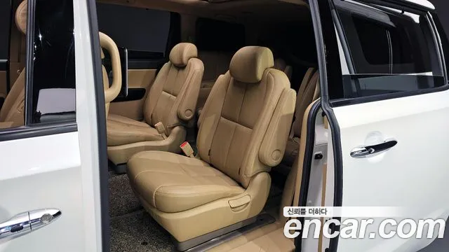 Kia The New Carnival id 2640533 из Кореи 13