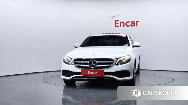 Mercedes-Benz E-Class W213 id 4225641 из Кореи 13