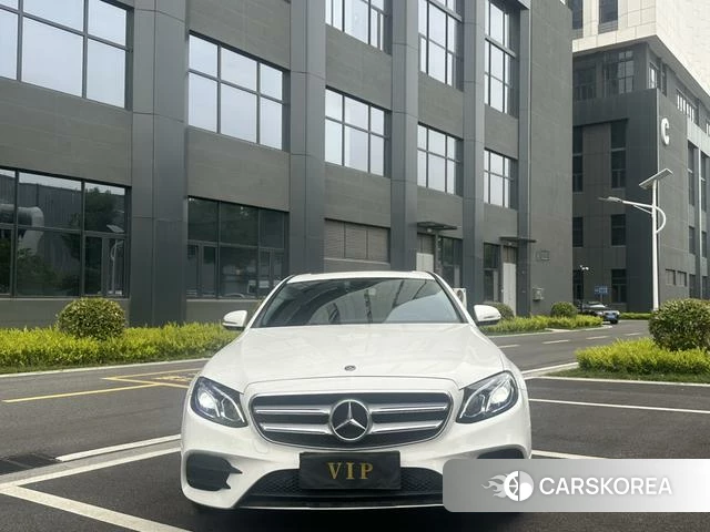 Mercedes-Benz E-class 2019 Белый из Китая, фото 3