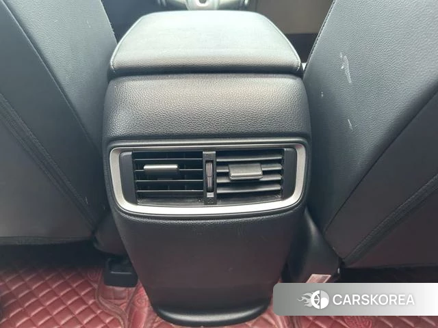 Honda CR-V id 4313740 из Китая 21