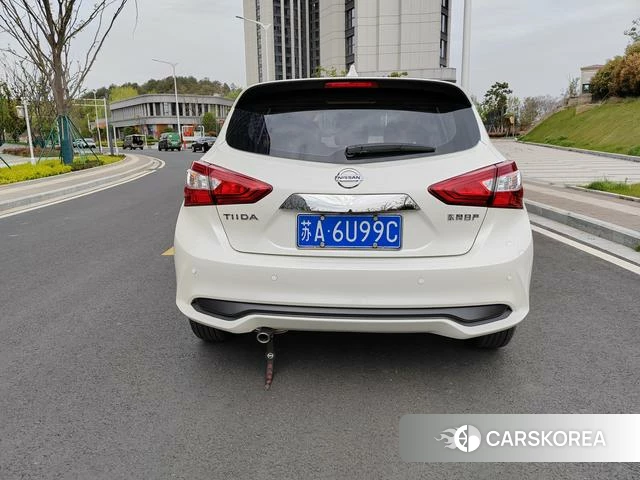 Nissan TIIDA id 3908028 из Китая 7