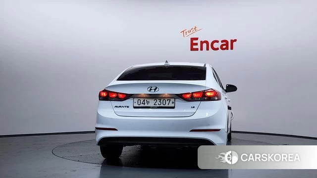 Hyundai Avante AD id 3796284 из Кореи 13