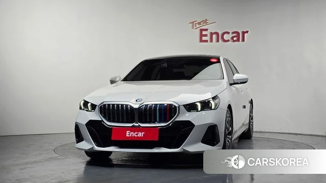 BMW 5 Series (G60) id 4549221 из Кореи 23