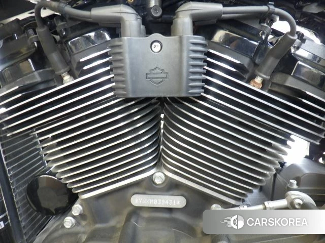 Engine photo